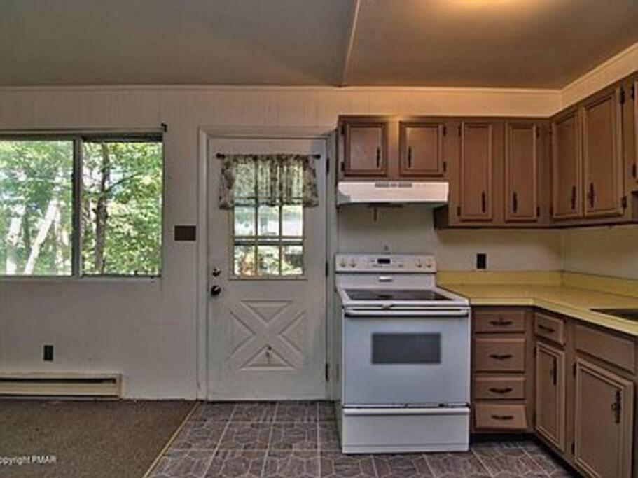 Clubhouse Lakeview Chalet